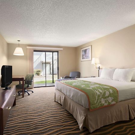 South Tacoma Suites Ngoại thất bức ảnh