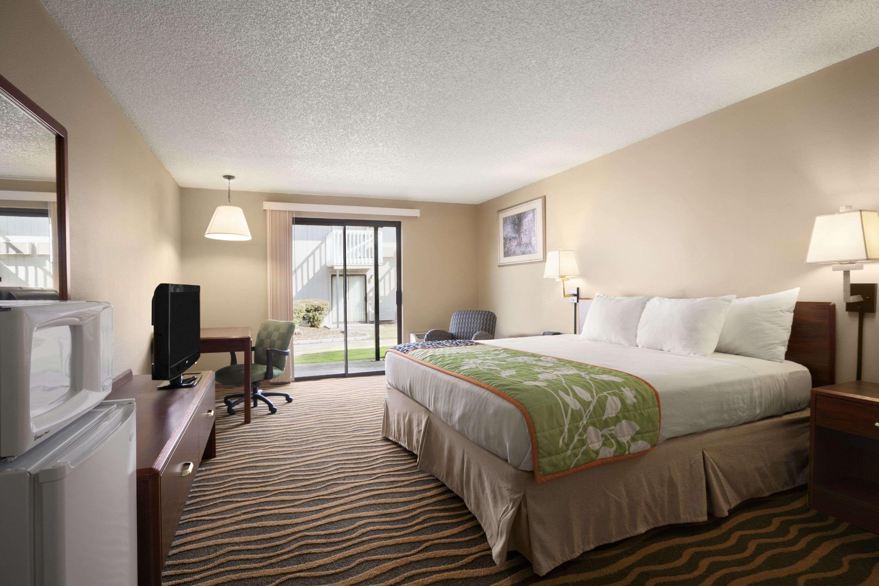 South Tacoma Suites Ngoại thất bức ảnh